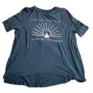 Peaceful Warrior Live By The Sun Love By The‎ Moon Graphic T Shirt XS